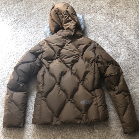 Salomon size m puffer coat - Picture 5 of 9